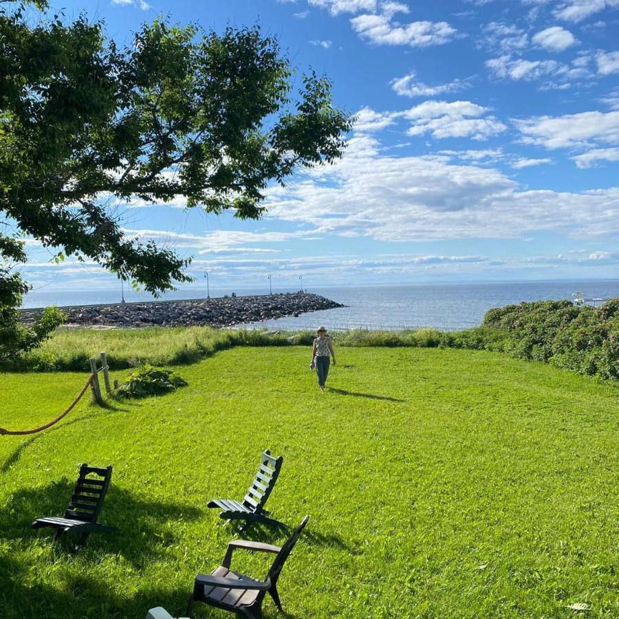 Le Gaspesiana Hotel Sainte-Flavie Luaran gambar